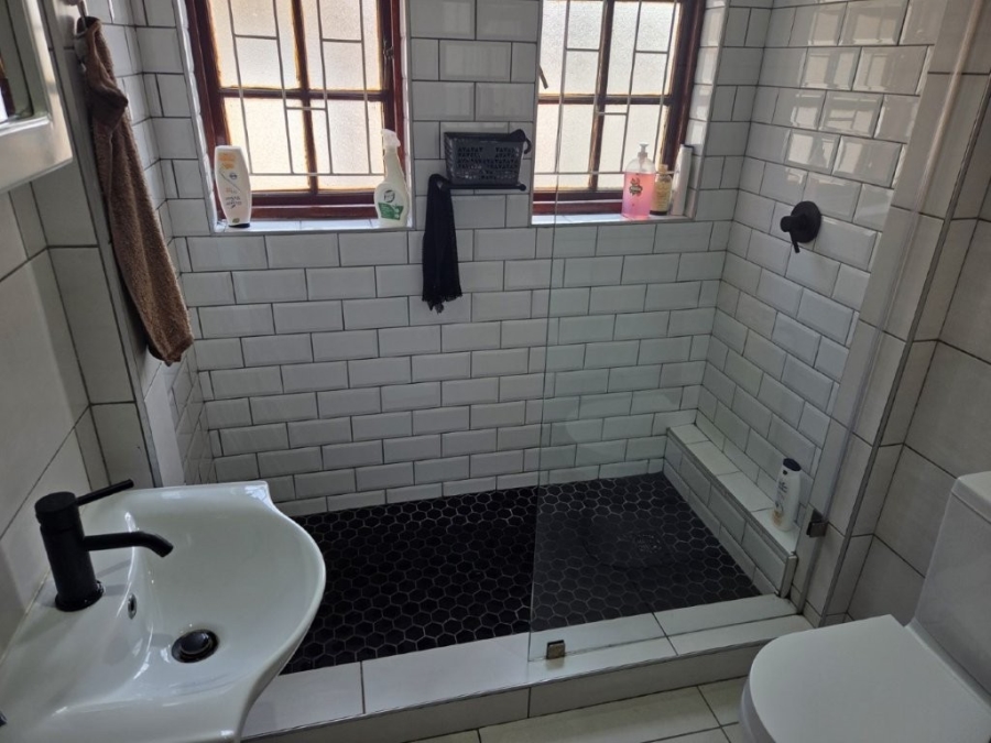 2 Bedroom Property for Sale in Soneike Western Cape